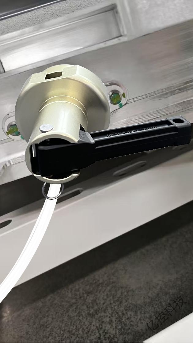 格雷希爾防爆防快速接頭的現場應用